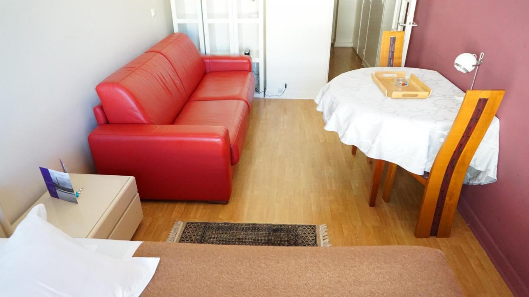 Rue De Longchamp - 16 Appartamento